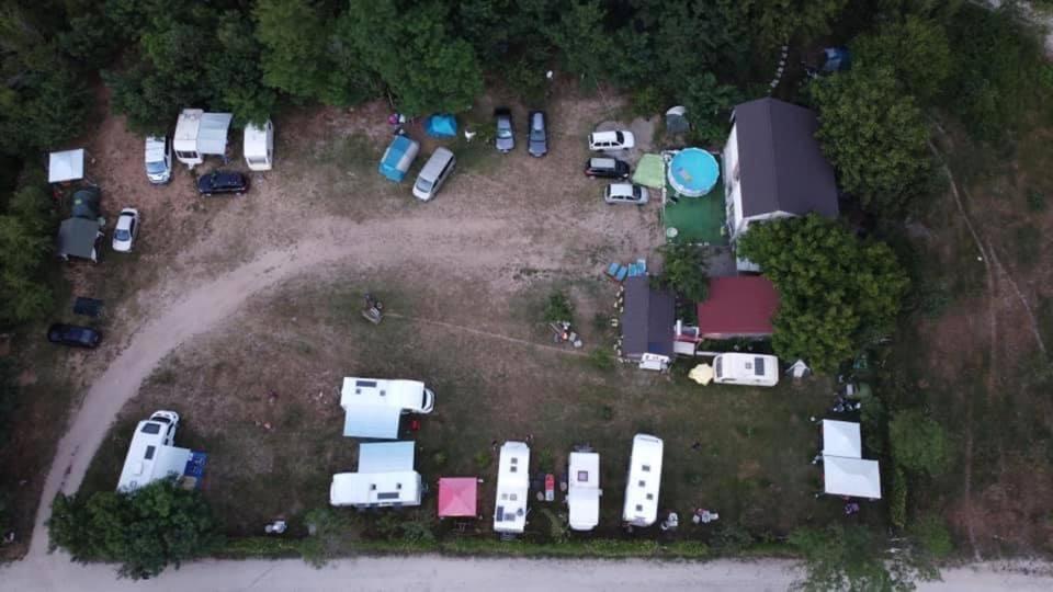 Ieşelniţa Camping In Clisura Dunarii المظهر الخارجي الصورة